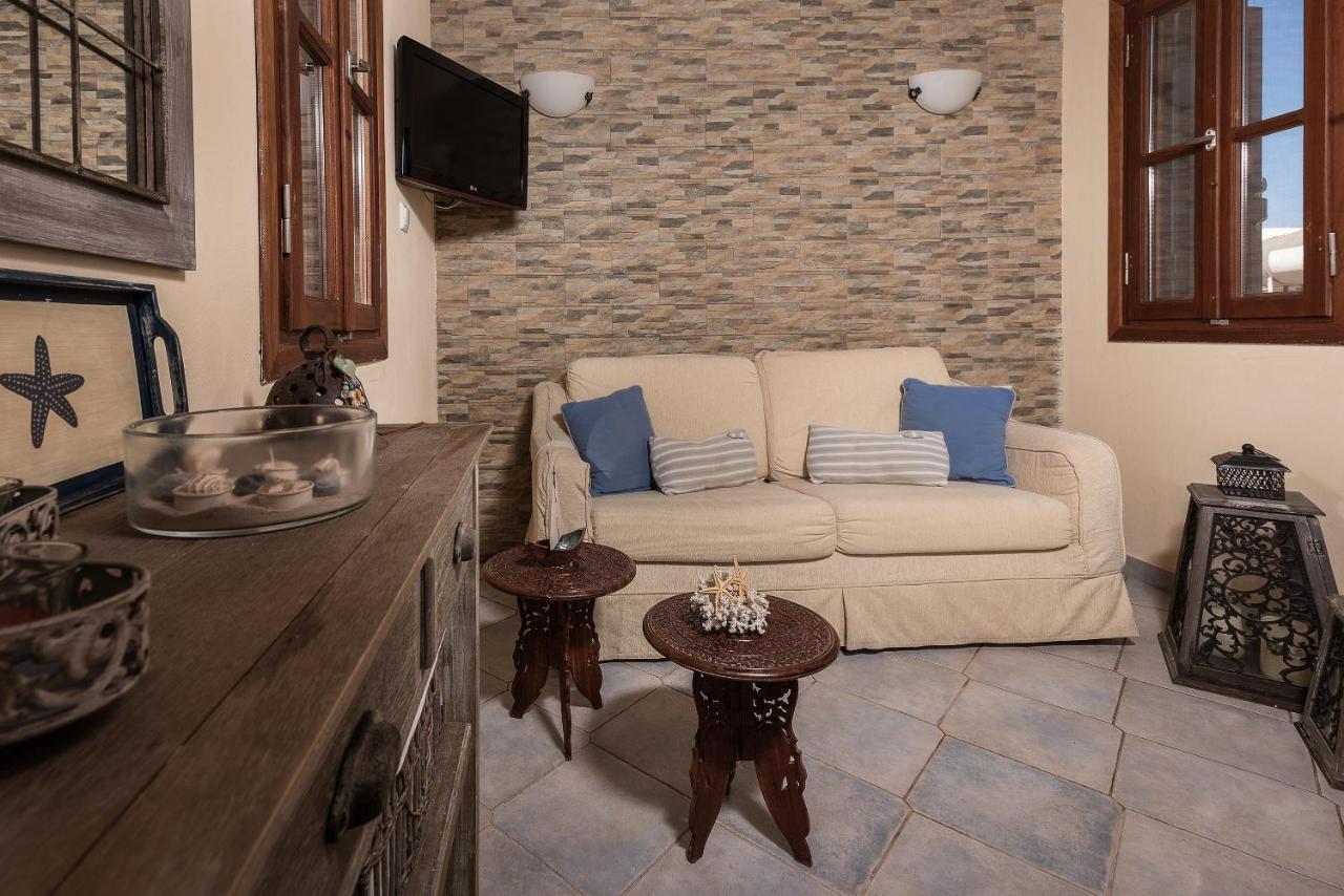 Coralli House Chalki Town ภายนอก รูปภาพ